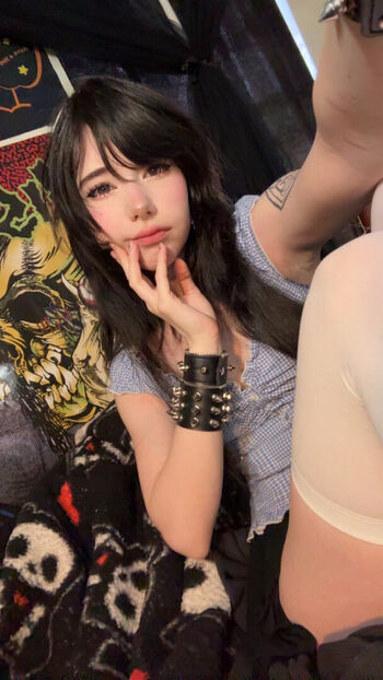 Ashisbees page leaked private photo uncensored HD quality