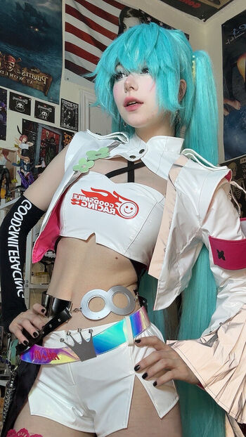 Ashisbees page leaked private photo uncensored HD quality