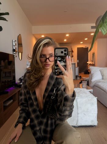 Astabush leaked private photo uncensored HD quality