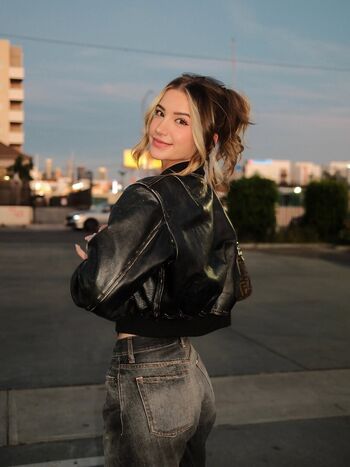 Astabush leaked private photo uncensored HD quality