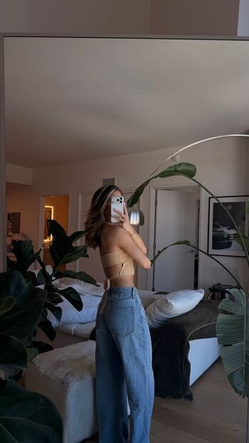 Astabush leaked private photo uncensored HD quality