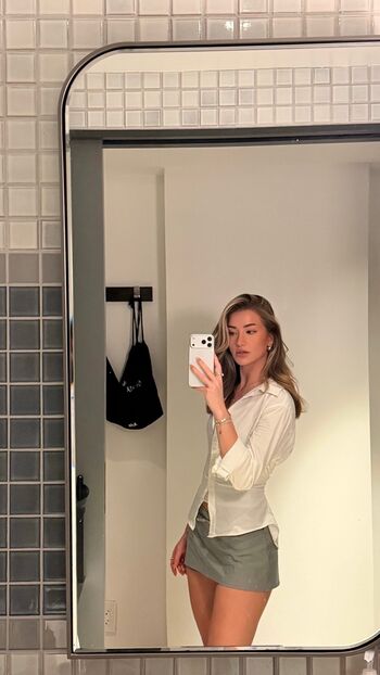 Astabush leaked private photo uncensored HD quality