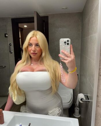 Aurorao page leaked private photo uncensored HD quality