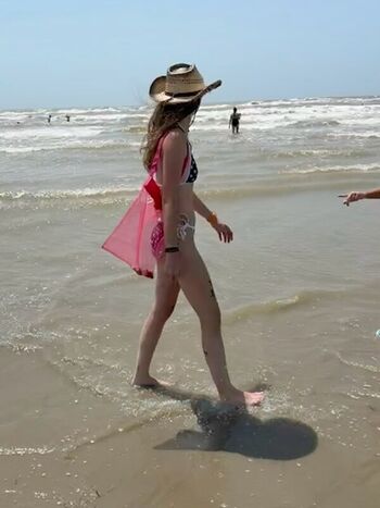 Avery shipp page leaked private photo uncensored HD quality