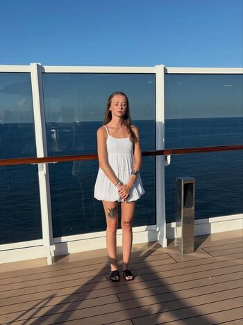 Avery shipp leaked private photo uncensored HD quality