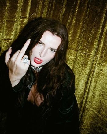 Bella thorne  page leaked private photo uncensored HD quality