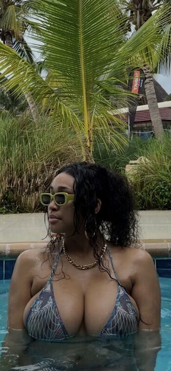 Bigdiamondgirl leaked private photo uncensored HD quality
