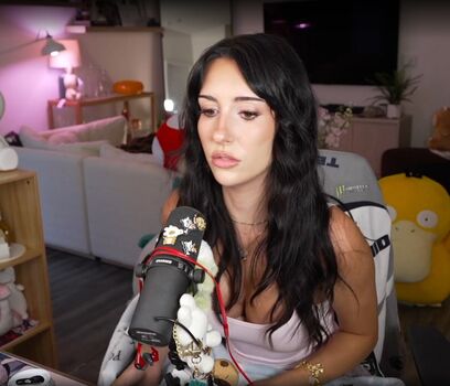 Brieanneroksa page leaked private photo uncensored HD quality