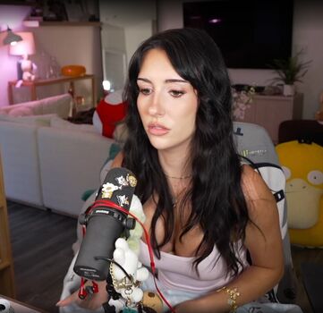 Brieanneroksa page leaked private photo uncensored HD quality