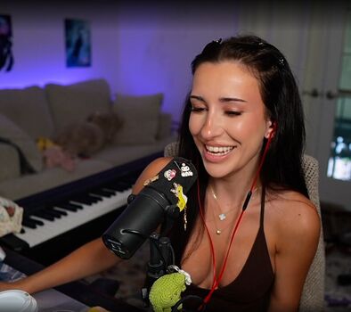 Brieanneroksa leaked private photo uncensored HD quality