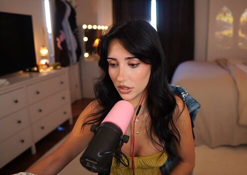 Brieanneroksa leaked private photo uncensored HD quality
