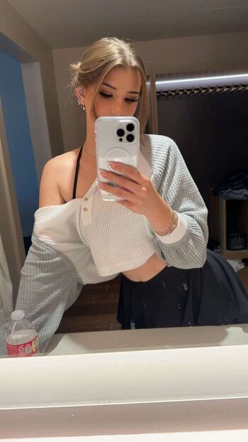 Brooke monk  page leaked private photo uncensored HD quality