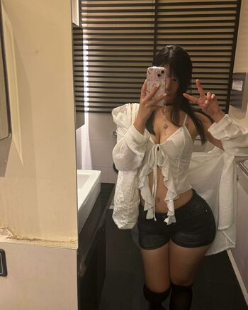 Bunnirue leaked private photo uncensored HD quality