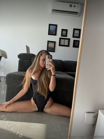 By isabelyvonne  page leaked private photo uncensored HD quality