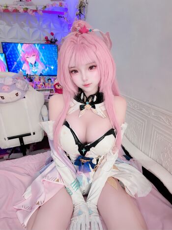 Caeshy s page leaked private photo uncensored HD quality
