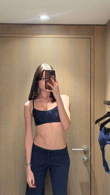 Caitlinerinoneill  page leaked private photo uncensored HD quality