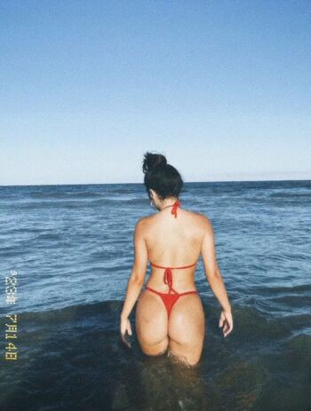 Camilaferreirai page leaked private photo uncensored HD quality