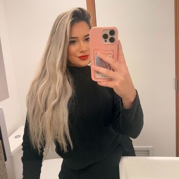 Camilaferreirai page leaked private photo uncensored HD quality