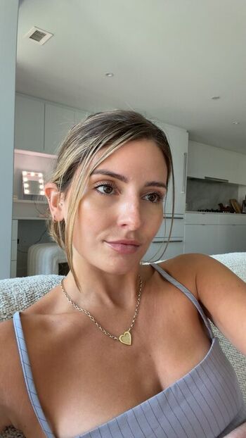 Carla bezanson leaked private photo uncensored HD quality