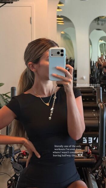 Carla bezanson leaked private photo uncensored HD quality