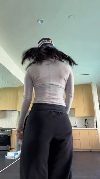 Charli d amelio page leaked private photo uncensored HD quality