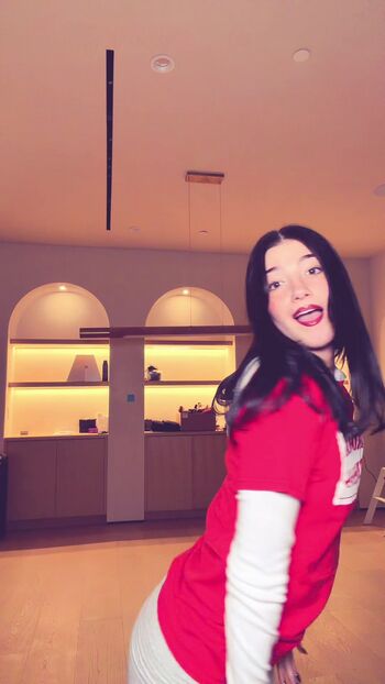 Charli d amelio page leaked private photo uncensored HD quality