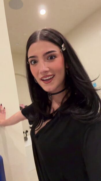 Charli d amelio page leaked private photo uncensored HD quality