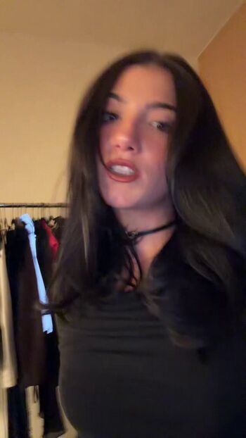 Charli d amelio page leaked private photo uncensored HD quality