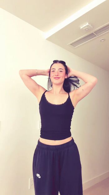 Charli d amelio page leaked private photo uncensored HD quality