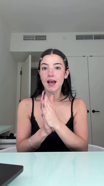 Charli d amelio page leaked private photo uncensored HD quality