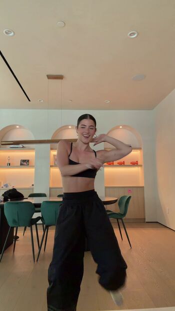 Charli d amelio page leaked private photo uncensored HD quality