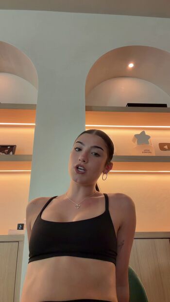 Charli d amelio page leaked private photo uncensored HD quality