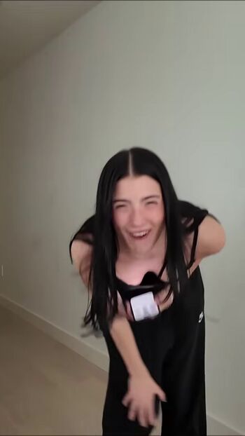 Charli d amelio page leaked private photo uncensored HD quality