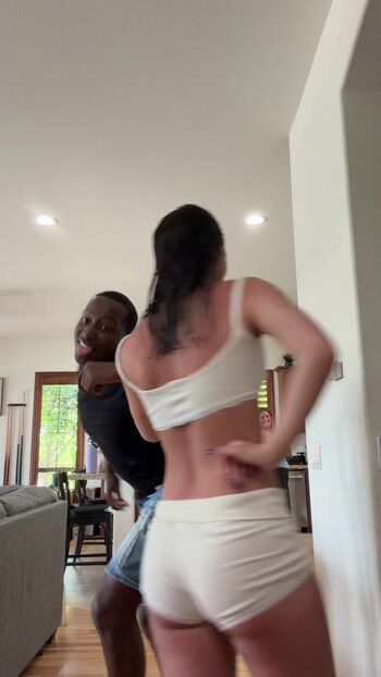 Charli d amelio page leaked private photo uncensored HD quality