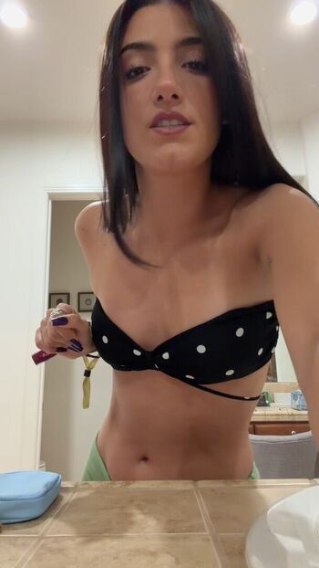 Charli d amelio page leaked private photo uncensored HD quality