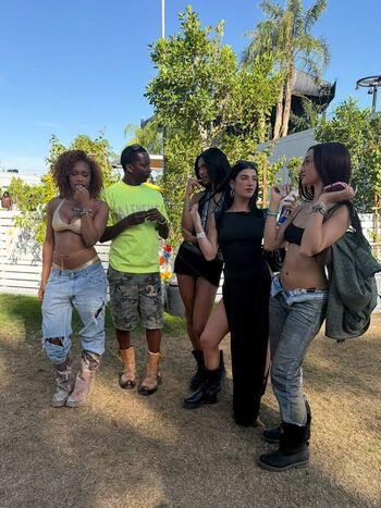 Charli d amelio page leaked private photo uncensored HD quality