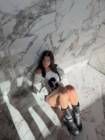 Charli d amelio page leaked private photo uncensored HD quality