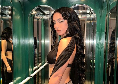 Charli x leaked private photo uncensored HD quality