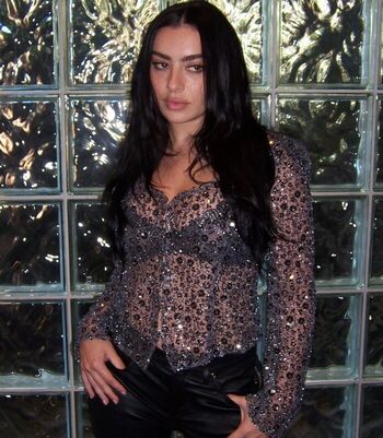 Charli xcx  page leaked private photo uncensored HD quality