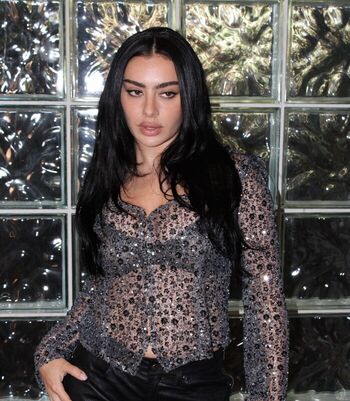 Charli xcx  page leaked private photo uncensored HD quality