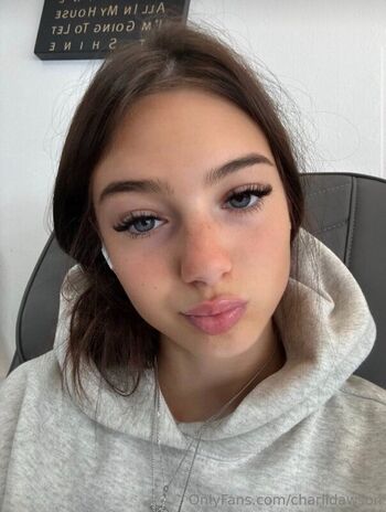 Charlidawson leaked private photo uncensored HD quality