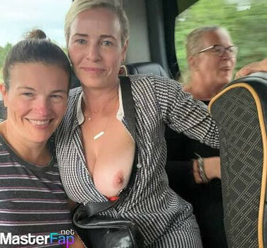 Chelsea handler leaked private photo uncensored HD quality