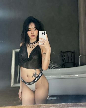 Chinnipha khlaichans page leaked private photo uncensored HD quality