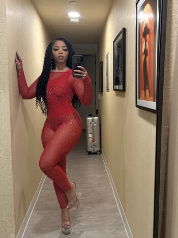 Chloe bailey leaked private photo uncensored HD quality