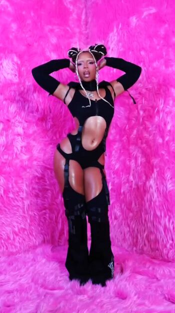 Chloe bailey leaked private photo uncensored HD quality