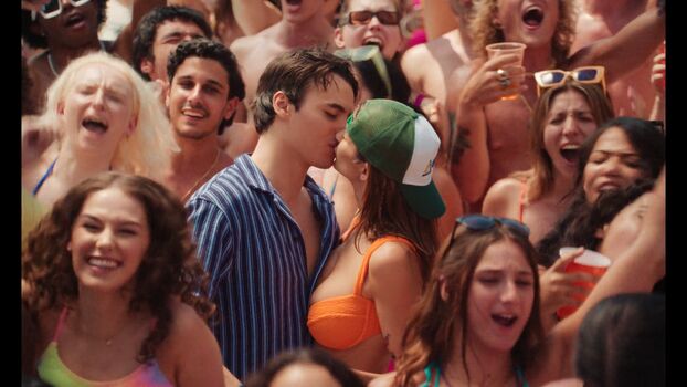 Chloe east leaked private photo uncensored HD quality