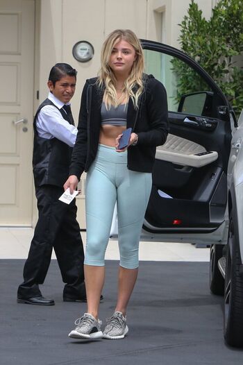 Chloe grace moretz leaked private photo uncensored HD quality