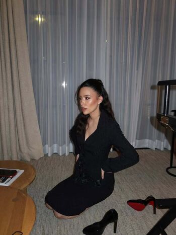 Christian serratos leaked private photo uncensored HD quality