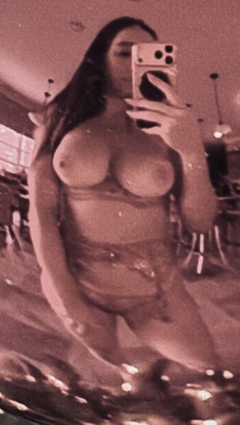 Christina khalil  page leaked private photo uncensored HD quality