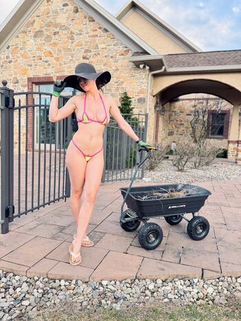 Christina khalil  page leaked private photo uncensored HD quality